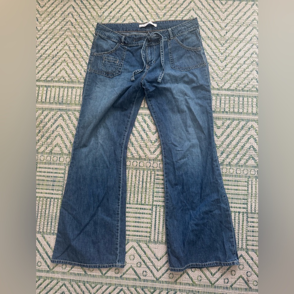Old Navy Distressed Boot Cut Blue Jeans 14 Medium Blue Denim Tie Waist VGUC Boho